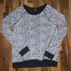 Bobeau sweater Size M